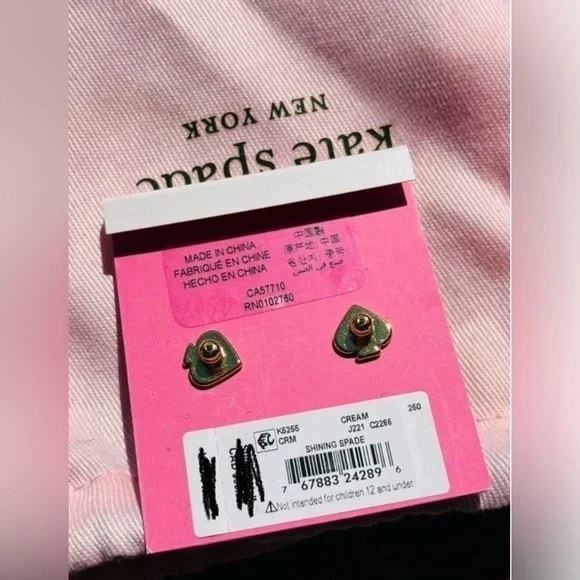 NWT Kate Spade New York Shining Spade Heart Pearl Stud Earrings • Pearl & Gold - Picture 3 of 7